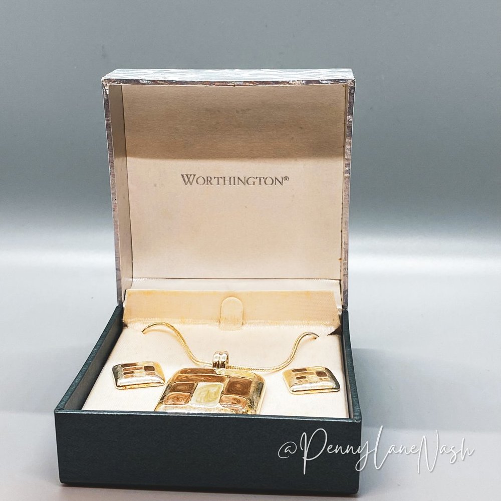 Worthington Square Geometric Necklace & Stud Earrings Set - Picture 4 of 7